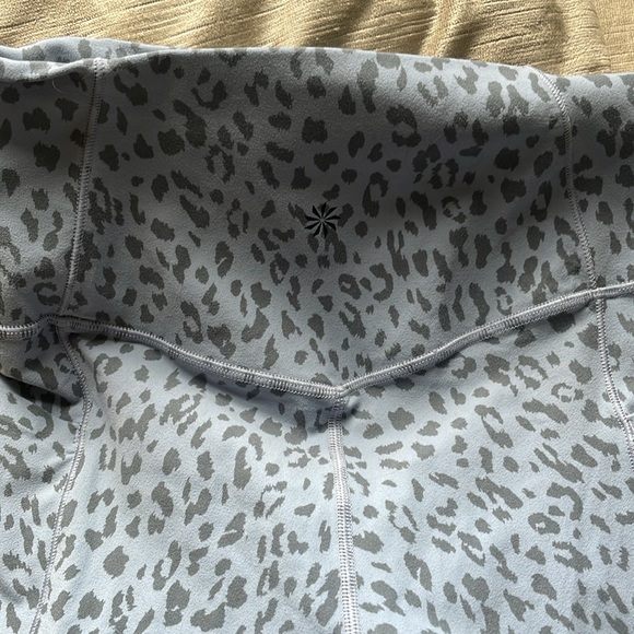 ATHLETA LEGGINGS SIZE XS - Picture 4 of 7